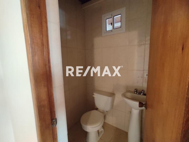 En Venta Local Comercial Puerta Maraven, Punto Fijo, Estado Falcón