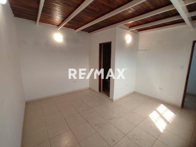 En Alquiler Local Comercial Puerta Maraven, Punto Fijo, Estado Falcón