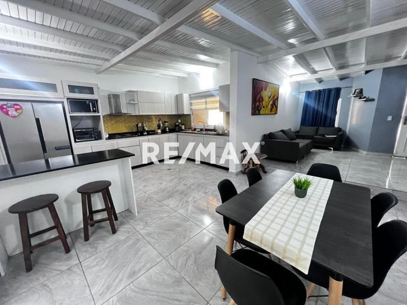 En Venta Casa o TownHouse Puerta Maraven. Punto Fijo estado Falcón