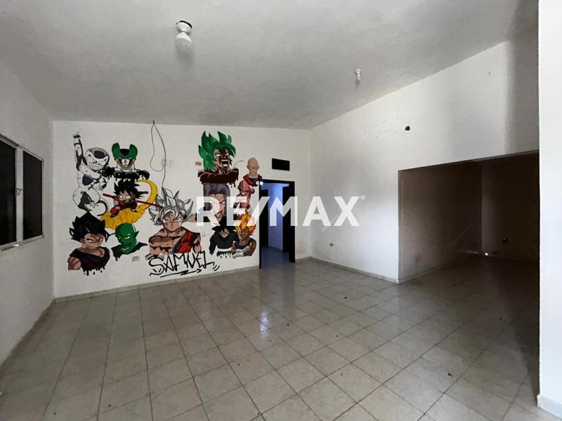 En Venta Casa o TownHouse Avenida Ollarvides, Puerta Maraven, Cardón, Falcón, 4167, VEN