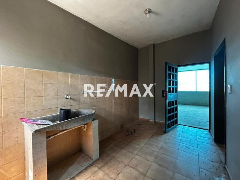 En Venta Casa o TownHouse Avenida Ollarvides, Puerta Maraven, Cardón, Falcón, 4167, VEN