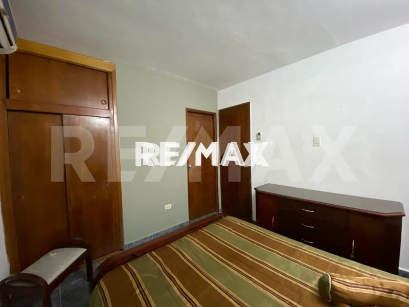 En Venta Casa o TownHouse Avenida Ollarvides, Puerta Maraven, Cardón, Falcón, 4167, VEN