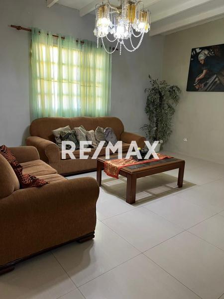 En Alquiler Casa o TownHouse Urb Zaraboncito Sector Maraven