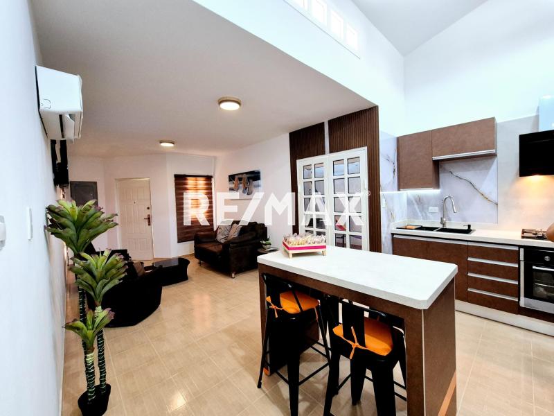 En Venta Casa o TownHouse SECTOR BRISAMAR PUERTA MARAVEN