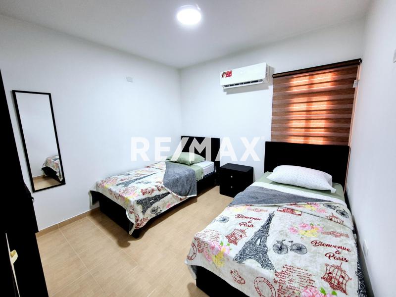 En Venta Casa o TownHouse SECTOR BRISAMAR PUERTA MARAVEN