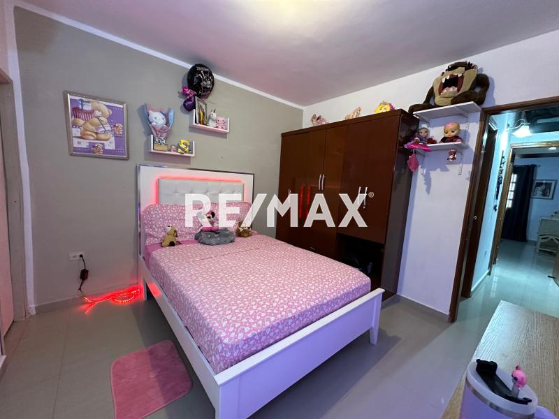 En Venta Casa o TownHouse SECTOR BRISAMAR PUERTA MARAVEN