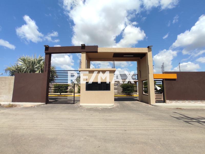 En Venta Casa o TownHouse Guanadito Sur, Municipio Los Taques