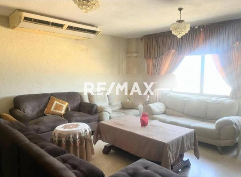 En Venta Apartamento Edificio los claveles