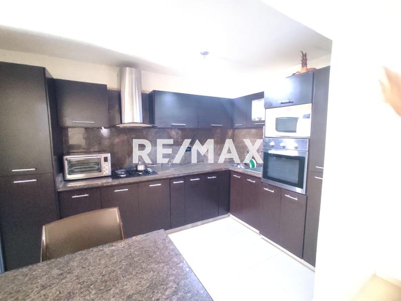 En Venta Apartamento Edificio los claveles