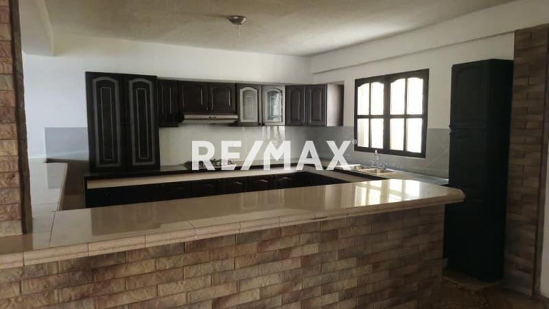 En Venta Casa o TownHouse Urb Casacoima. Punto Fijo, Edo Falcon