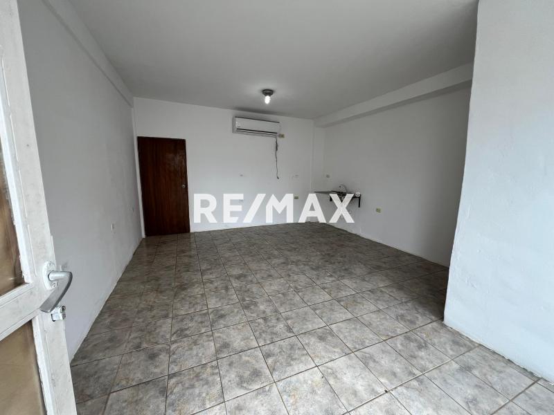 En Alquiler Local Comercial Avenida Luis Beltrán Prieto Figueroa, Caja de Agua, Punto Fijo, Falcón, 4102, VEN