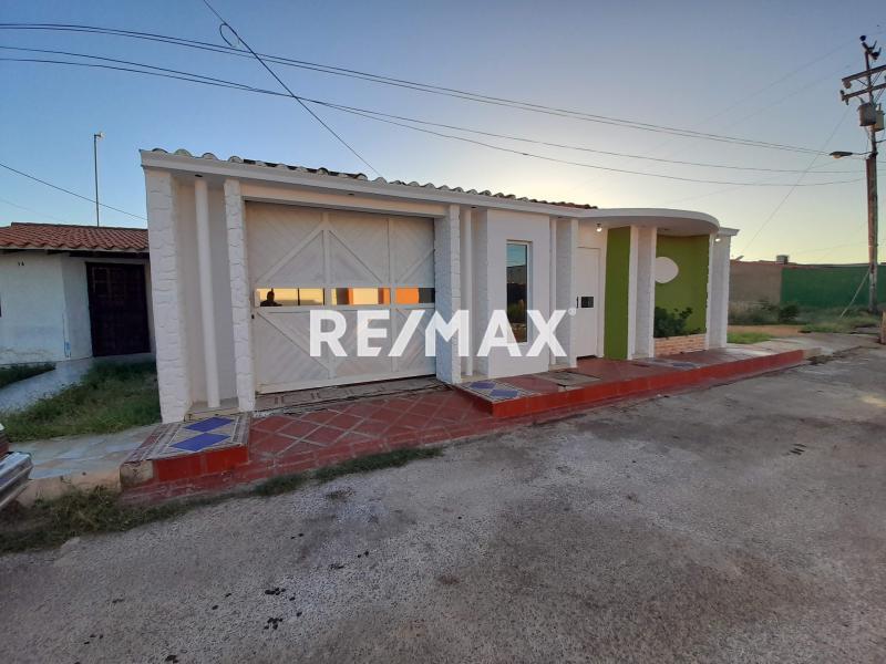 En Venta Casa o TownHouse Puerta Maraven, Cardón, Falcón, 4167, VEN