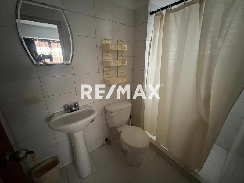 En Alquiler Apartamento Av 1 Zarabon