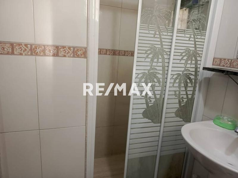 En Venta Apartamento Urb. Santa Irene, Punto Fijo, Estado Facón