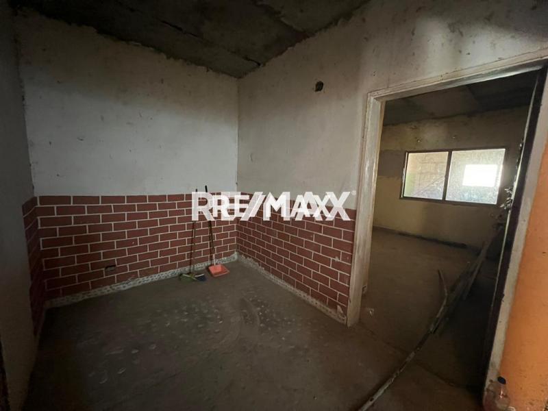 En Venta Casa o TownHouse AV 2 de Antiguo Aeropuerto