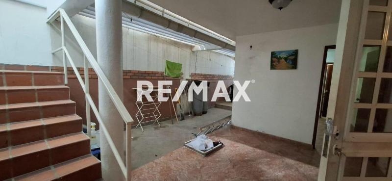 En Venta Casa o TownHouse AV 2 de Antiguo Aeropuerto