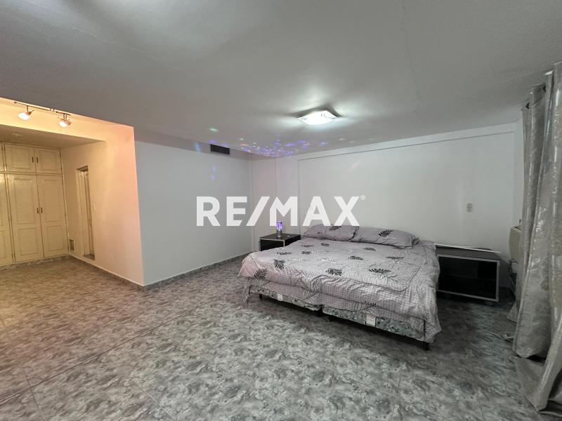 En Venta Casa o TownHouse Urb. Los Corales, Santa Irene, Punto Fijo, Estado Falcon