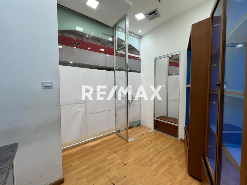 En Alquiler Local Comercial Local Sambil Paraguana