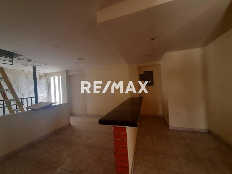 En Venta Edificio Centro de Punto Fijo