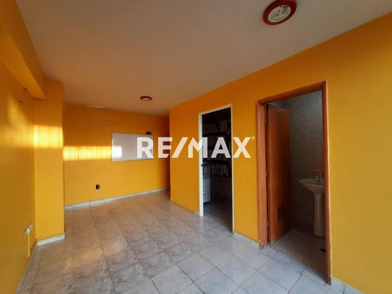 En Venta Edificio Centro de Punto Fijo