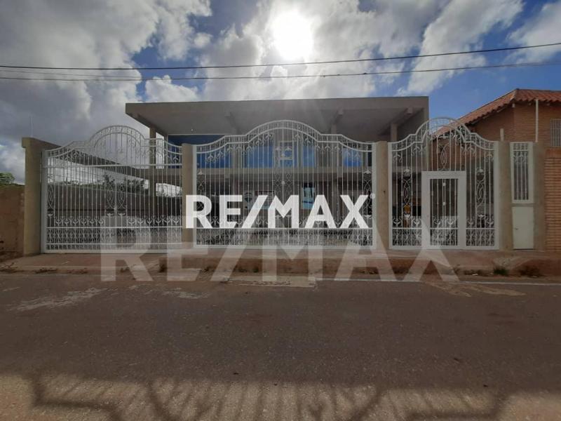 En Venta Casa o TownHouse Puerta Maraven, Calle Cabure