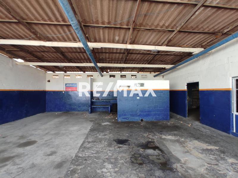 En Alquiler Local Industrial y Galpón Urb. Zarabón, Punto Fijo, Estado Falcón