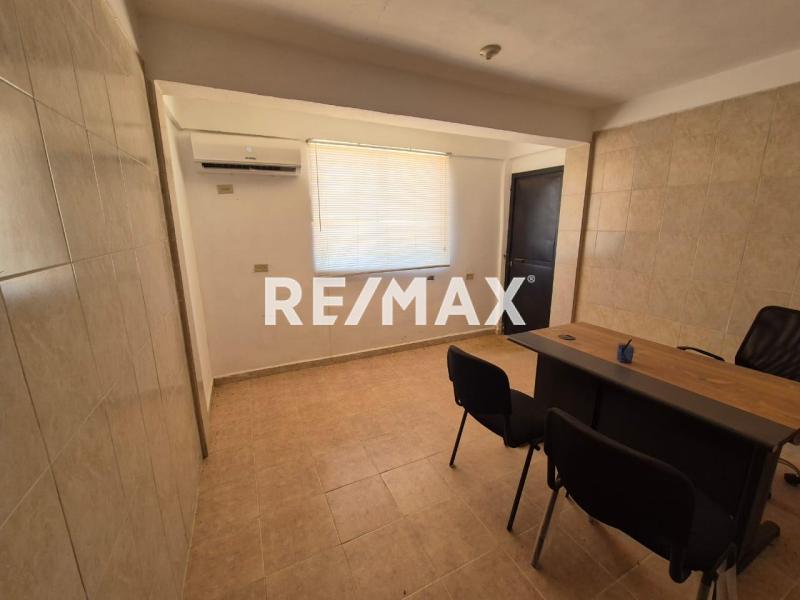 En Venta Local Industrial y Galpón Puerta Maraven, Cardón, Falcón, 4154, VEN