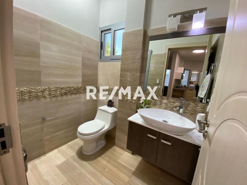 En Venta Casa o TownHouse Urbanización Zarabon, Conjunto Residencial Amantea.