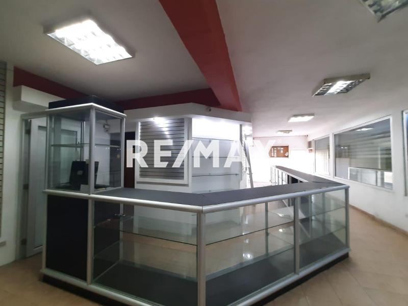 En Alquiler Local Comercial Calle Zamora, Centro, Punto Fijo, Falcón, 4102, VEN