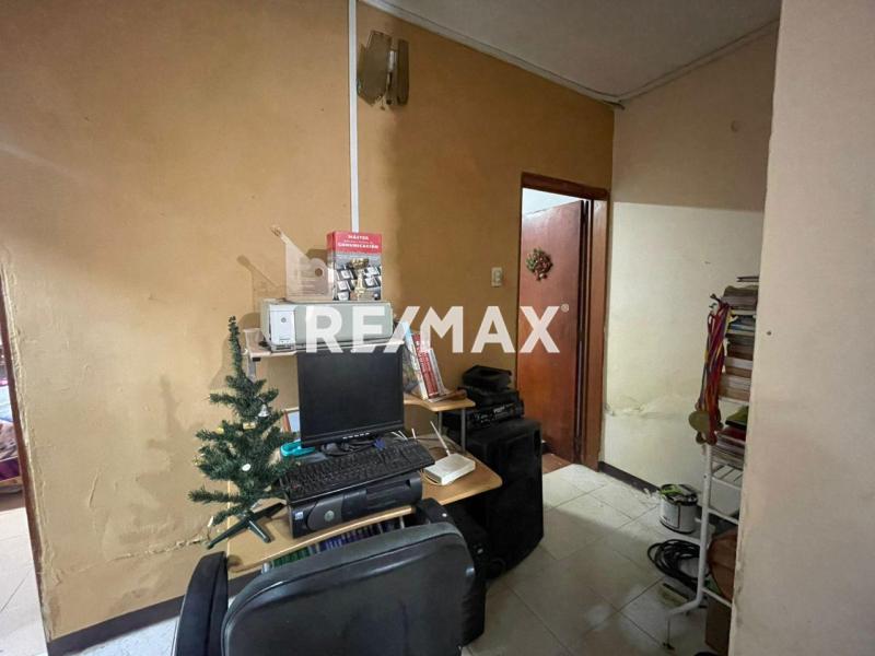 En Venta Casa o TownHouse avenida ollarvides puerta maraven