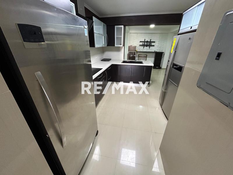 En Alquiler Casa o TownHouse Puerta Maraven