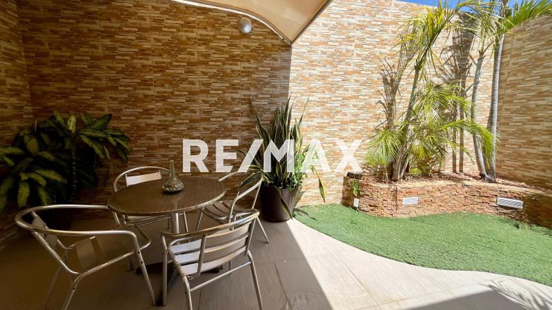 En Alquiler Casa o TownHouse Puerta Maraven