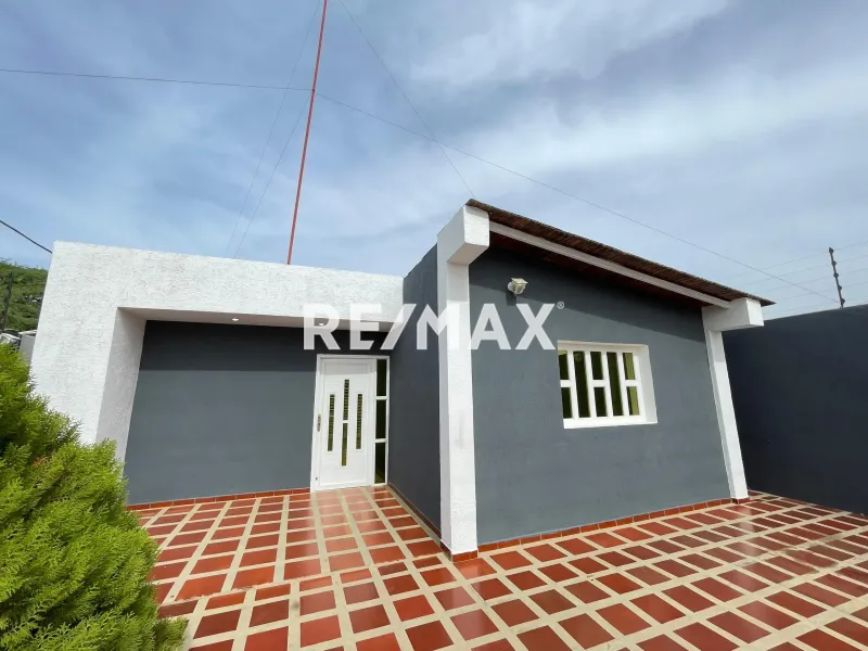 En Venta Casa o TownHouse Guanadito, Falcón, 4148, VEN