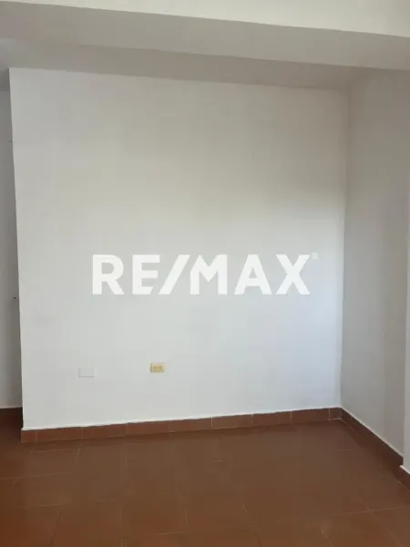 En Alquiler Oficina Puerta Maraven, Cardón, Falcón, 4167, VEN