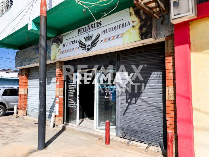 En Venta Local Comercial Antiguo Aeropuerto Sector 1