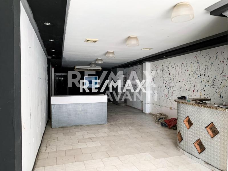 En Venta Local Comercial Antiguo Aeropuerto Sector 1