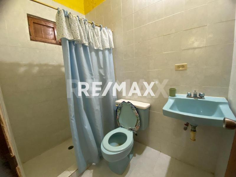 En Venta Casa o TownHouse Calle Aeropuerto, Adicora, Falcón, 4142, VEN