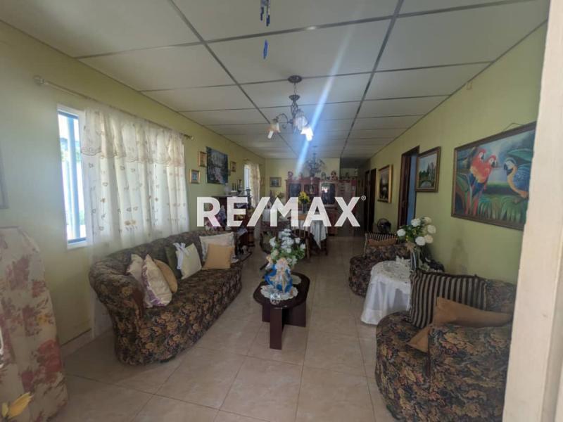 En Venta Casa o TownHouse Calle Aeropuerto, Adicora, Falcón, 4142, VEN