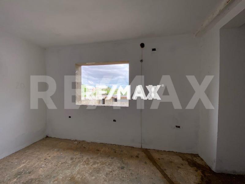 En Venta Edificio AV. GENERAL PELAYO PUERTA MARAVEN