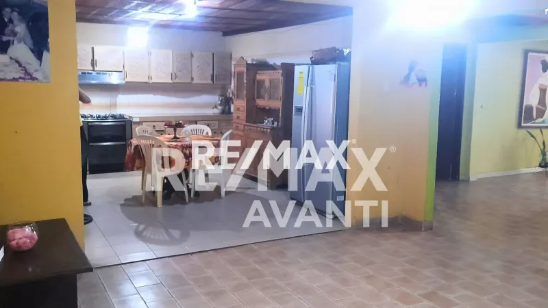 En Venta Casa o TownHouse Avenida 14, Cardón, Falcón, 4154, VEN