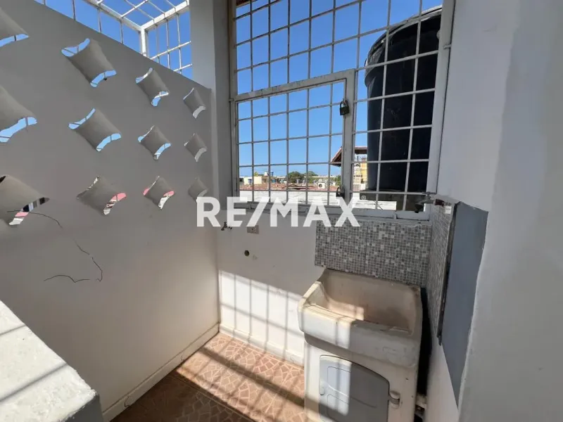 En Alquiler Apartamento URBANIZACION CASACOIMA