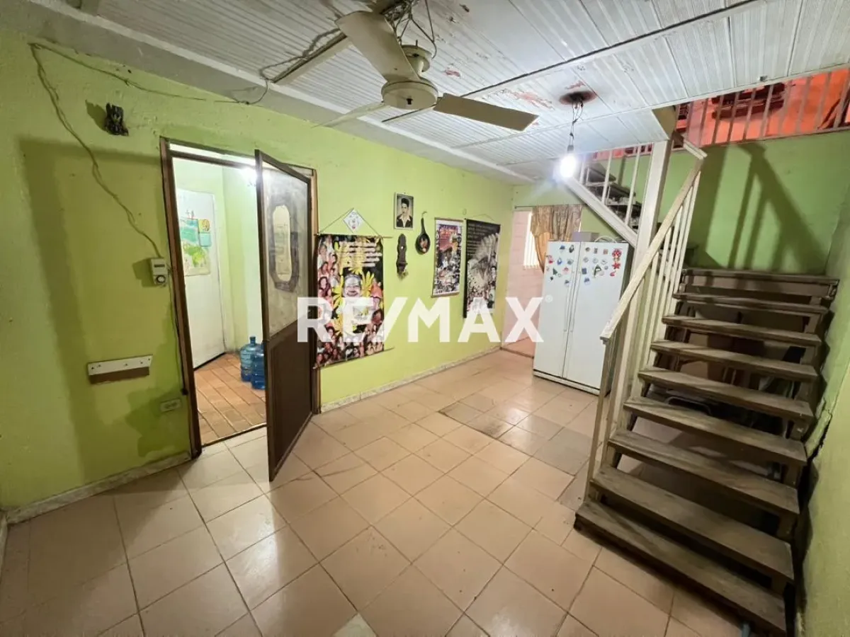 En Venta Casa o TownHouse Urbabización Ramón Ruíz Polanco, Punto Fijo, Falcón, 4102, VEN