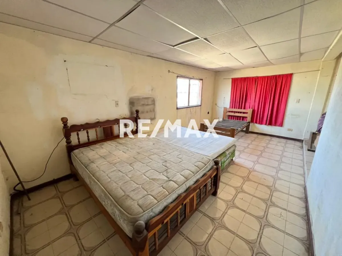 En Venta Casa o TownHouse Urbabización Ramón Ruíz Polanco, Punto Fijo, Falcón, 4102, VEN