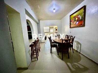 En Venta Casa o TownHouse Urbabización Ramón Ruíz Polanco, Punto Fijo, Falcón, 4102, VEN