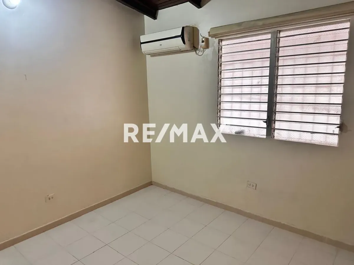 En Venta Casa o TownHouse Puerta Maraven, Cardón, Falcón, 4154, VEN