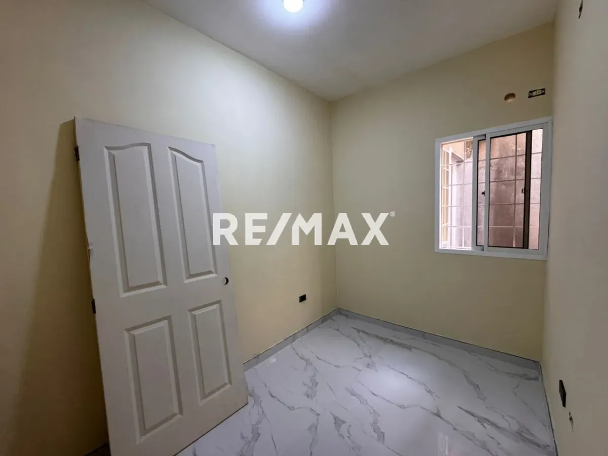 En Venta Casa o TownHouse Dona Nicasia II, Guanadito Norte