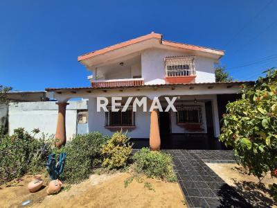 En Venta Casa o TownHouse EL CARDON EDO FALCON