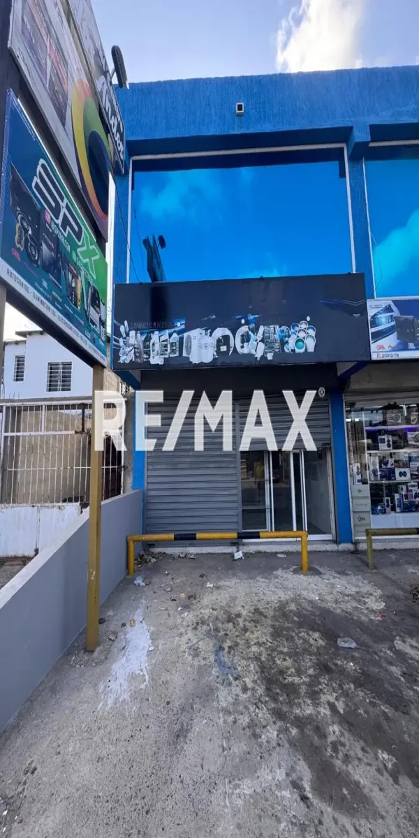 En Alquiler Local Comercial Avenida Ollarvides, Puerta Maraven, Cardón, Falcón, 4154, VEN