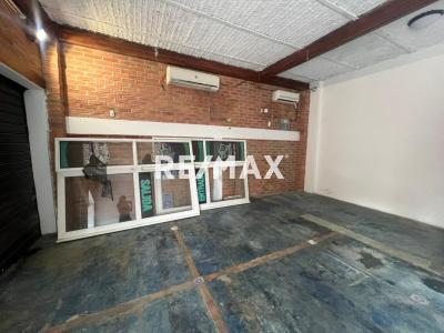 En Alquiler Local Comercial Avenida Ollarvides, Puerta Maraven, Cardón, Falcón, 4154, VEN