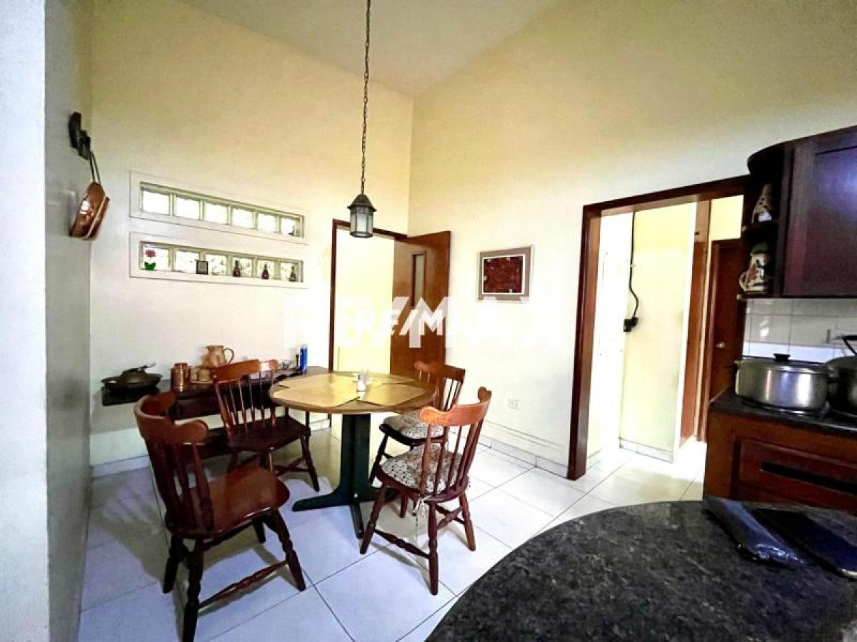 En Venta Casa o TownHouse Urb. Zarabon. Comunidad Cardón